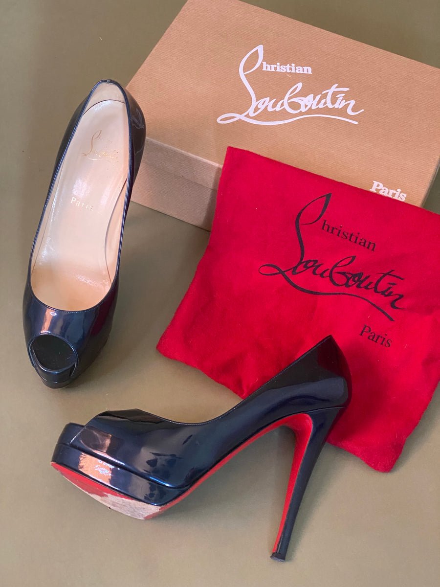 Open toe louboutin shops pumps