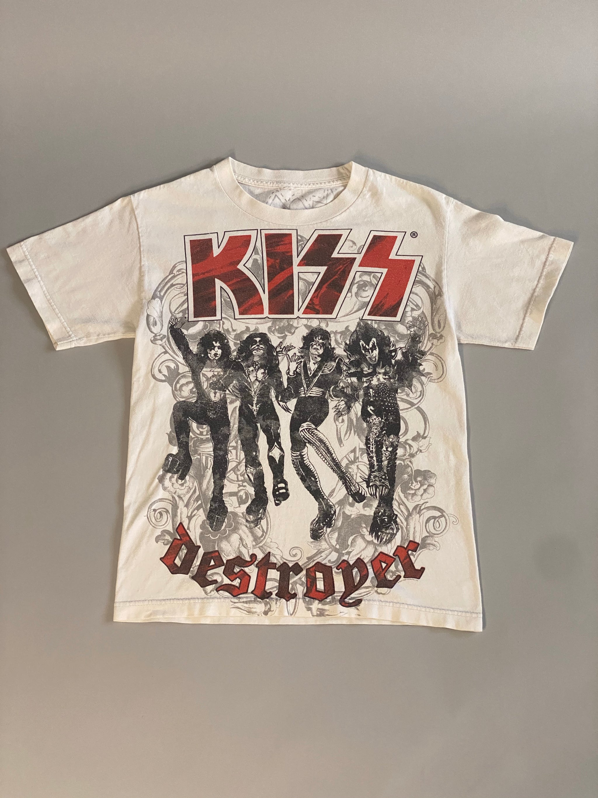 Y2K Era Kiss concert